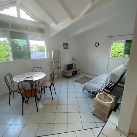 Appartements: Plage & Commerces A 200M Sainte-Anne  Eksteriør bilde