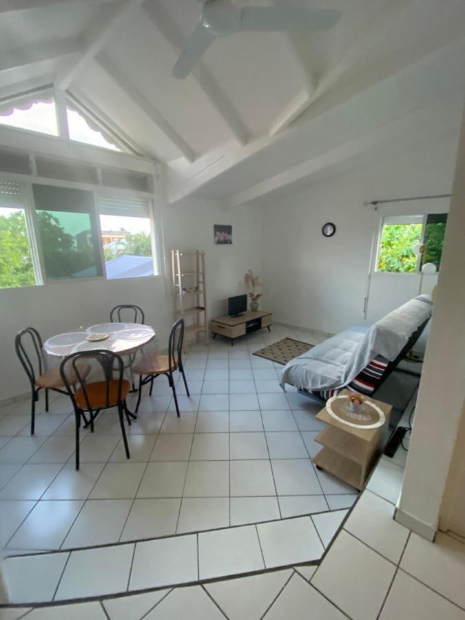Appartements: Plage & Commerces A 200M Sainte-Anne  Eksteriør bilde